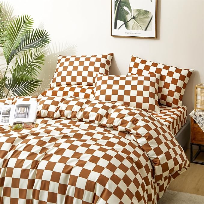 CLOTHKNOW Brown Beige Plaid King Size Comforter Set 3Pcs Grid Bedding Comforter Sets Soft All Season Checker Caramel Comforter with 2 x Pillow Cases