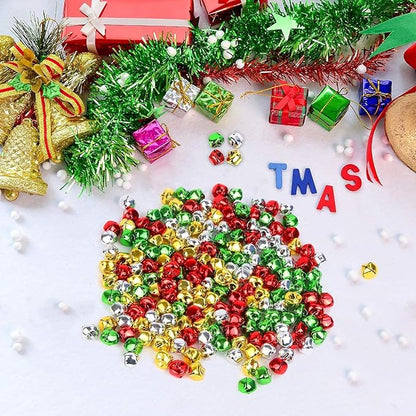 Augshy 120Pieces Jingle Bells 2/5 Inch Craft Bell Bulk for Christmas Home and Pet Decorations Xmas Decor Party Favors Supplies (Gold, Silver, Red, Green)