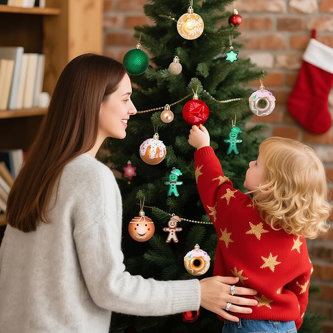 42 Pcs Christmas Ornaments, Various Styles of Christmas Ball Ornaments, Shatterproof Christmas Balls for Holiday Xmas Tree Decor, Hanging Ornament for Indoor Decoration (Red, Green, & Gold)