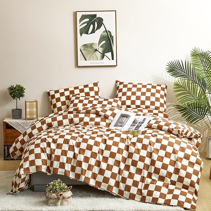 CLOTHKNOW Brown Beige Plaid King Size Comforter Set 3Pcs Grid Bedding Comforter Sets Soft All Season Checker Caramel Comforter with 2 x Pillow Cases