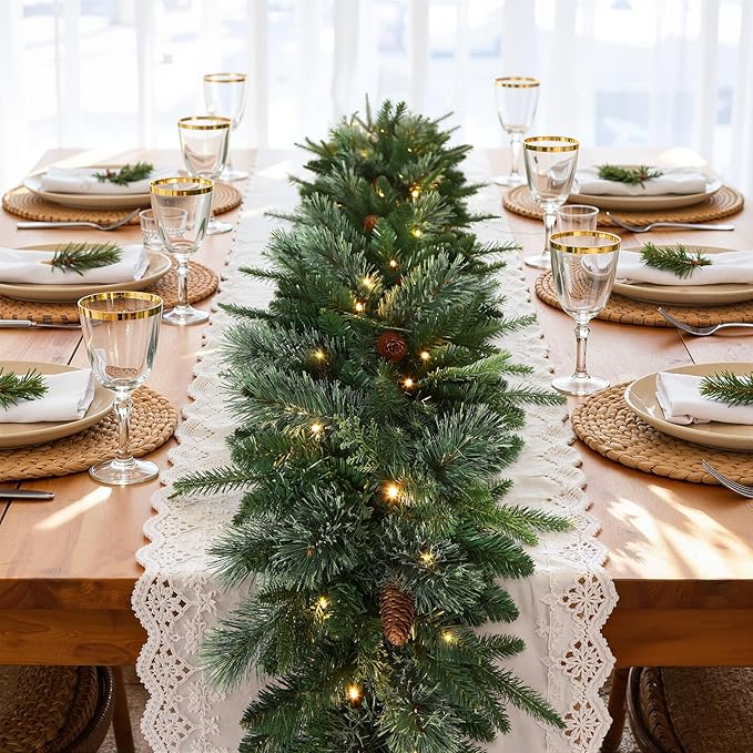 SHareconn Paquete de 2 guirnaldas de Navidad preiluminadas de 6 pies, Christmas cedro rústico natural con decoración de conos de pino y luces LED multicolores, temporizador a pilas para chimenea, decoración de