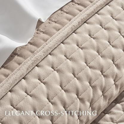 EVERGRACE Luxury Velvet Quilt Set King Size 3 Piece, Soft Cross-Stitch Velvet Comforter Set with Pillow Shams, Lightweight Coverlet Bedspread Bedding Set for All Seasons, Light Taupe