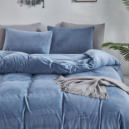 Pureant Blue Fluffy Comforter Set King Lake Blue Velvet Bedding Comforter Sets for Men Boys Solid Color King Comforter Soft Plain Grayish Quilts Haze Blue Flannel Blankets Breathable