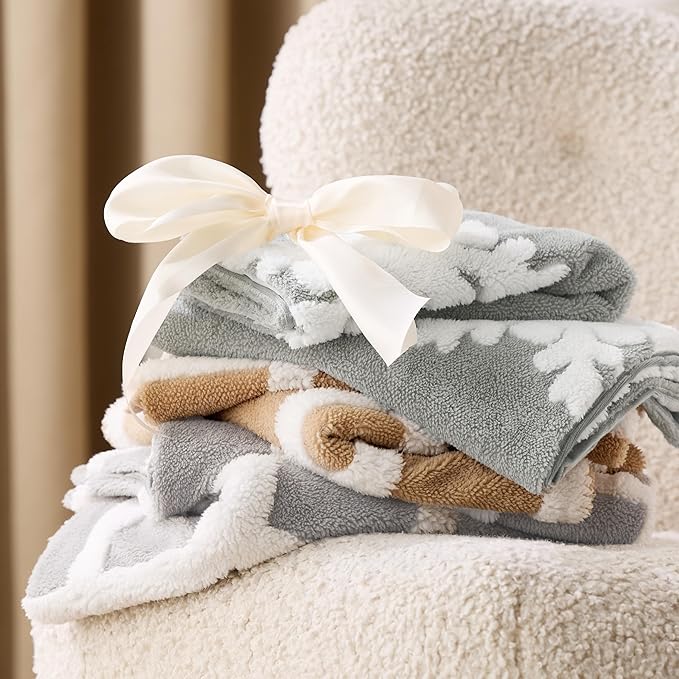 Bedsure Fluffy Duvet Cover Set - Ultra Soft Plush Shaggy Comforter Cover King Size, Warm Flannel Fleece Bed Sets for Winter, 3 Pieces, Snowflake Pattern, Grey