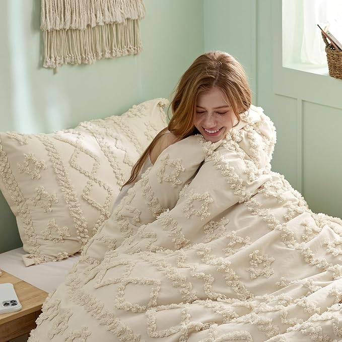 Bedsure Tufted Boho Comforter Set Twin Size - Beige Boho Bed Set, GentleSoft™ 2 Pieces Farmhouse Shabby Chic Embroidery Bedding, Gifts for Woman, Soft Jacquard Twin Comforter for All Seasons