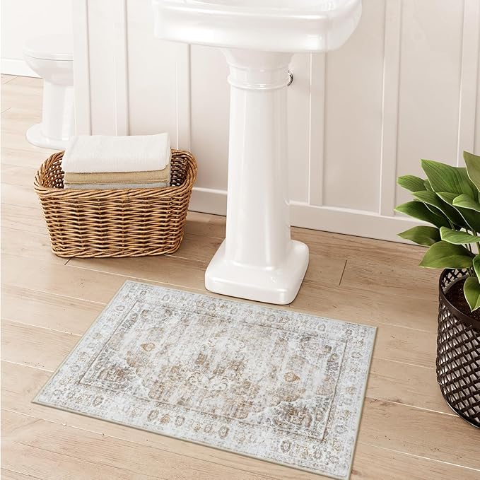 Uphome Boho Small Bath Mat, Distressed Farmhouse Light Khaki Bath Rugs, Comfy Velvet Bathroom Rugs Non Slip Washable, Vintage Oriental Toilet Rug for Sink Shower Vanity, 18x26 inch
