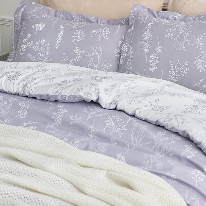 Bedsure Oversized Queen Comforter Set - Lavender Bed Set, 3 Pieces Cute Floral Bedding, 1 Soft Reversible Botanical Flowers Comforter and 2 Pillow Shams