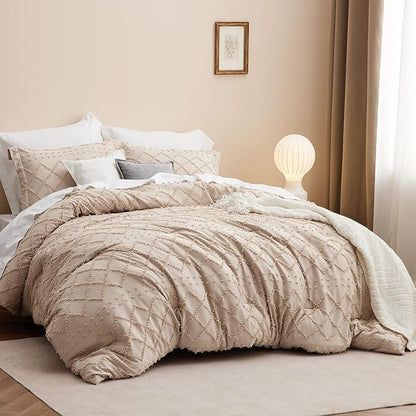 Bedsure King Comforter Set - Warm Tan Comforter, Boho Tufted Shabby Chic Bedding for Kids, 3 Pieces Vintage Farmhouse Bed Set for All Seasons, Fluffy Soft Bedding with 2 Pillow Shams