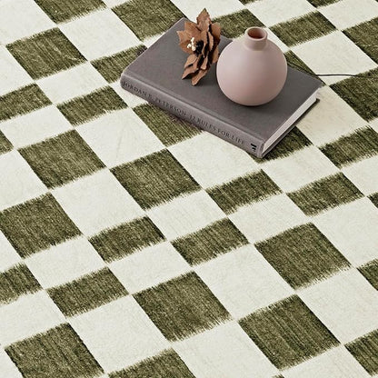 EVERGRACE Checkered Plaid Area Rug 5x7, Soft Faux Wool, Washable Christmas & Holiday Rug for Living Room, Bedroom, Hallway, Kitchen, Dining Room and Laundry, Olive Green