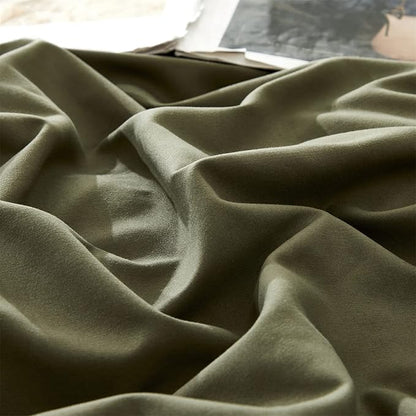 CLOTHKNOW Olive Green King Size Comforter Set 3Pcs Green Bedding Comforter Sets Soft All Season Hunter Green Comforter with 2 x Pillow Cases
