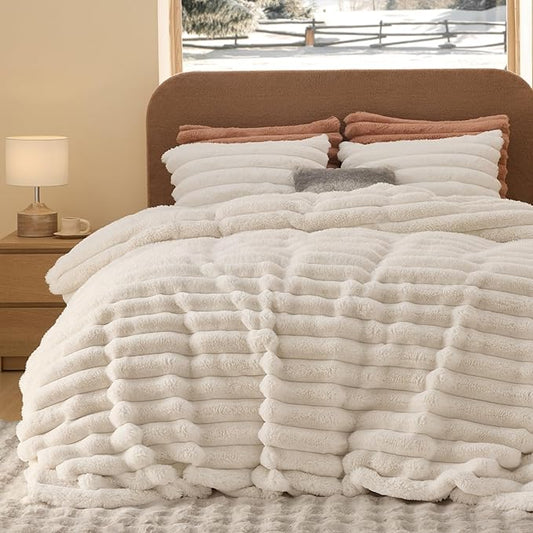 Bedsure Faux Fur Duvet Cover Queen Size - Beige Fluffy Duvet Cover Set, Soft and Cozy Shaggy Bedding Comforter Cover, Winter Warm Luxury Fuzzy Bed Set 3 Pieces, 1 Queen Duvet Cover and 2 Pillowcases