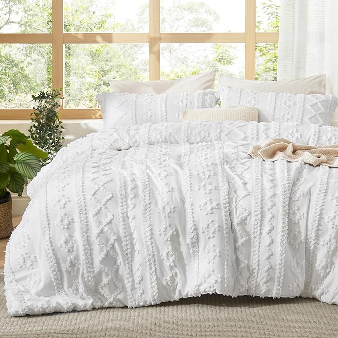 Bedsure Tufted Boho Comforter Set Twin Size - Bright White Boho Bed Set, GentleSoft™ 2 Pieces Farmhouse Shabby Chic Embroidery Bedding, Gifts for Woman, Soft Jacquard Twin Comforter for All Seasons