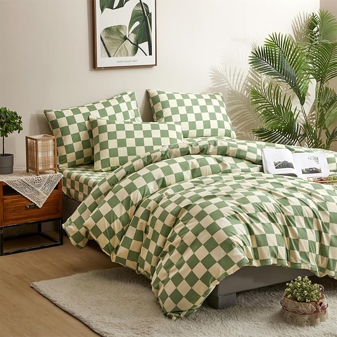 CLOTHKNOW Green White Plaid Full Size Comforter Sets Grid Bedding Comforter Sets Soft Checker Geometric Comforter with 2 x Pillow Cases