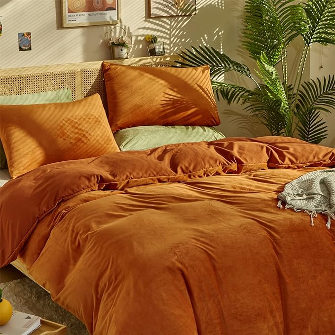 Pureant Burnt Orange Fluffy Comforter Set Full Rust Velvet Bedding Comforter Sets for Women Girls Solid Terracotta Flannel Blankets Plain Rust Caramel Full Size Comforter Modern Reddish Brown Bed