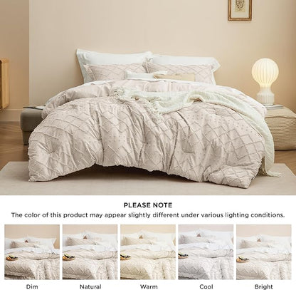 Bedsure Queen Comforter Set - Beige Comforter, Boho Tufted Shabby Chic Bedding for Kids, 3 Pieces Vintage Farmhouse Bed Set for All Seasons, Fluffy Soft Bedding with 2 Pillow Shams