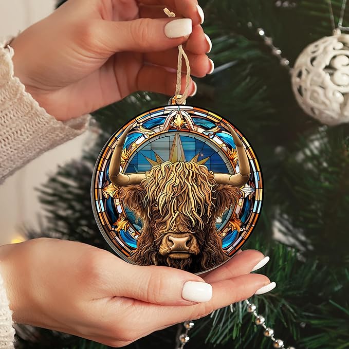 OASSIE Highland Cow Ornament for Christmas Tree - Suncatcher Christmas Ornaments 2025 - Farmhouse Brown Highland Cow Gifts for Women Men Mom Dad Family, Stocking Stuffers for Farm Xmas Decorations