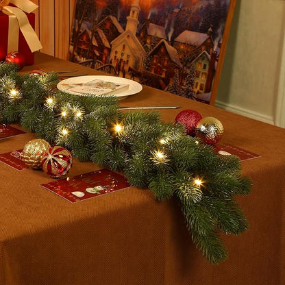 2 guirnaldas de Navidad preiluminadas de 9 pies, Christmas guirnalda de pino Norfolk artificial iluminada con luces multicolor, guirnalda a pilas para manto, escaleras, mesa, chimenea, decoración de Navidad al