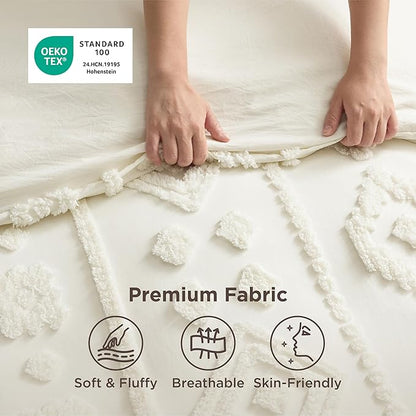 Bedsure Queen Size Comforter Set - White Tufted Boho Bed Set, Farmhouse Shabby Chic Embroidery Bedding for All Seasons, 3 Pieces, 1 Soft Jacquard Queen Comforter and 2 Pillow Shams