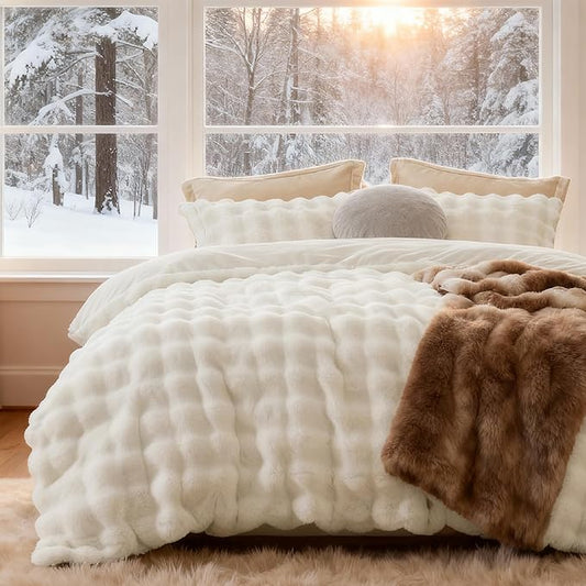Bedsure Luxurious Faux Fur Duvet Cover King Size Set - Ultra Soft & Fluffy & Cozy & Warm - Elegant Shaggy Bubble Design Bedding with Duvet Cover and Pillow Shams, Coconut White