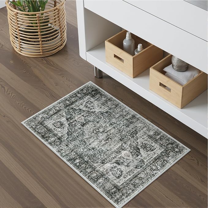 Uphome Boho Bathroom Rugs, Distressed Farmhouse Brown Bath Mat, Comfy Velvet Small Bath Rugs Non Slip Washable, Vintage Oriental Toilet Rug for Sink Shower Vanity, 18x26 inch