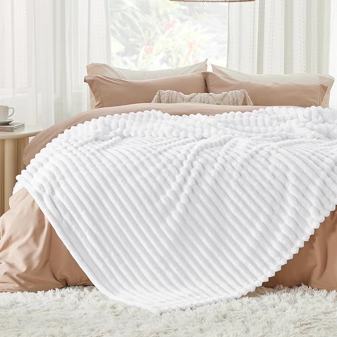 Bedsure GentleSoft White Full Blanket for Bed - Cozy Soft Blankets for Women, Cute Large Throws for Girls, 84x90 Inches