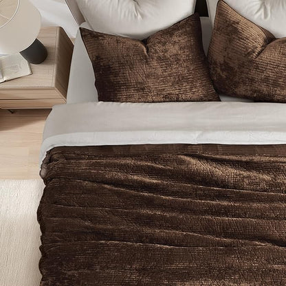 EVERGRACE Velvet Quilt Set Queen Size, Luxurious Soft Quilted Bedding Sets, Lightweight Velvet Comforter for All Season, Striped Channel Bedspread Coverlet with 2 Shams, Red Rust Brown