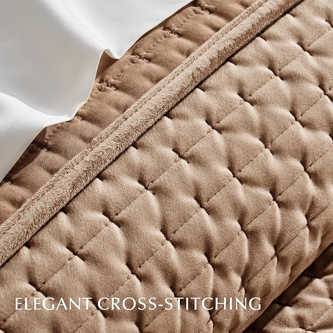 EVERGRACE Luxury Velvet Quilt Set King Size 3 Piece, Soft Cross-Stitch Velvet Comforter Set with Pillow Shams, Lightweight Coverlet Bedspread Bedding Set for All Seasons, Tobacco Brown