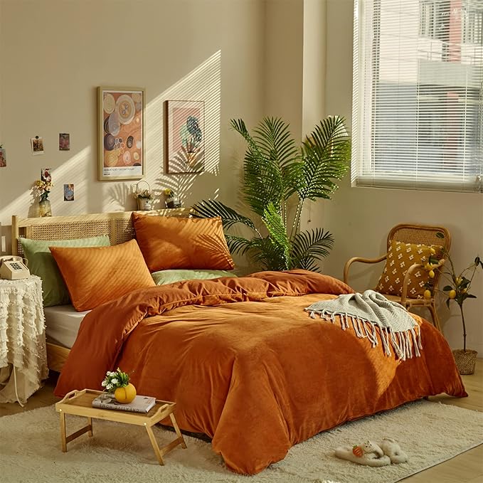 CLOTHKNOW Burnt Orange Fluffy Queen Comforter Set 3Pcs Velvet Bedding Comforter Sets Rust Comforter Terracotta Comforter Queen with 2 x Pillow Cases