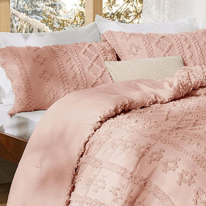 Bedsure Tufted Boho Comforter Set King Size - Pink Boho Bed Set, GentleSoft™ 3 Pieces Farmhouse Shabby Chic Embroidery Bedding, Gifts for Woman, Soft Jacquard King Comforter for All Seasons