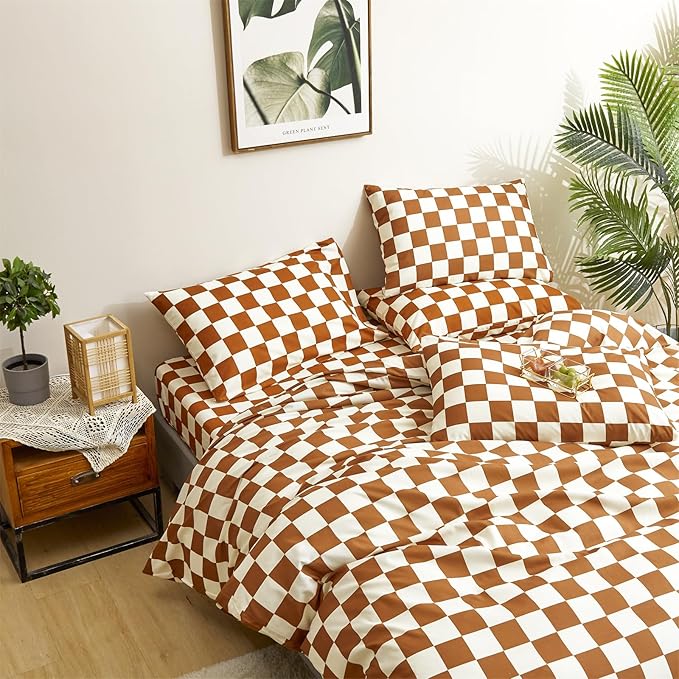 CLOTHKNOW Brown Beige Plaid King Size Comforter Set 3Pcs Grid Bedding Comforter Sets Soft All Season Checker Caramel Comforter with 2 x Pillow Cases