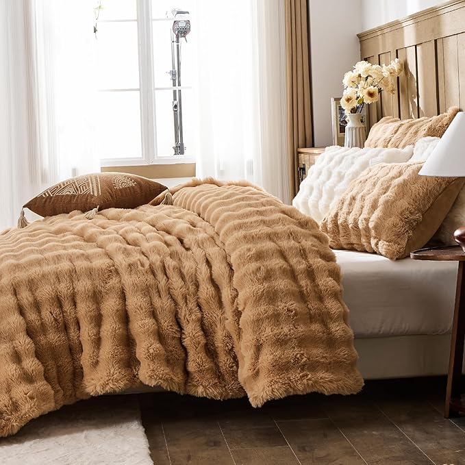 Lotus Karen Faux Fur Queen Comforter Set – Brown Fluffy Comforter Queen Size, Big Bubble Faux Rabbit Fur Bedding Comforter Sets, Winter Warm Cozy Fuzzy Bed Set 3 Pieces, 1 Comforter and 2 Pillowcases