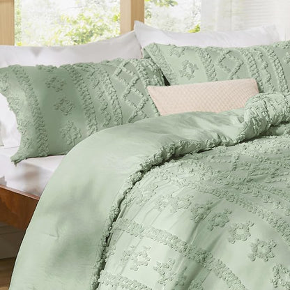 Bedsure Tufted Boho Comforter Set California King - Sage Green Boho Bed Set, GentleSoft™ 3 Pieces Farmhouse Shabby Chic Embroidery Bedding, Gifts for Woman, Soft Jacquard Comforter for All Seasons