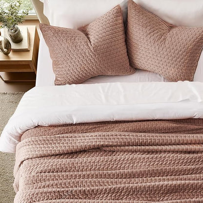 EVERGRACE Luxury Velvet Quilt Set King Size 3 Piece, Soft Cross-Stitch Velvet Comforter Set with Pillow Shams, Lightweight Coverlet Bedspread Bedding Set for All Seasons, Terracotta Clay