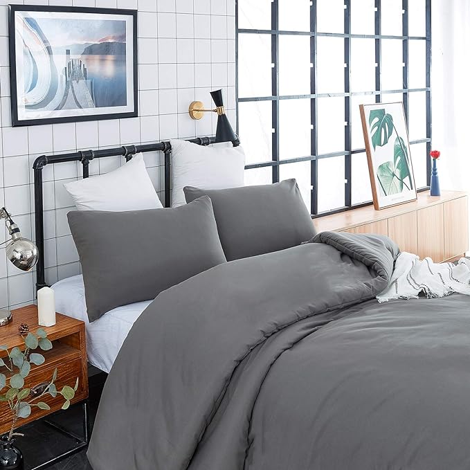CLOTHKNOW Grey King Size Comforter Set Dark Gray Bedding Comforter Sets Soft All Season Men Women Comforter Boys Comforter with 2 x Pillow Cases