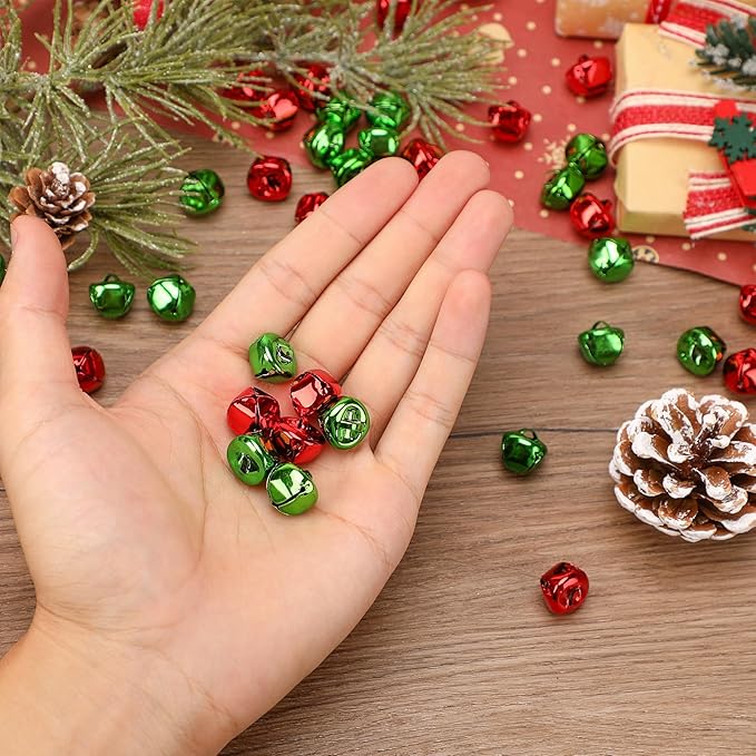 Augshy 200 Pieces Jingle Bells 2/5 Inch Craft Bell Bulk for Christmas Home and Pet Decorations Xmas Decor Party Favors Supplies (Red and Green)