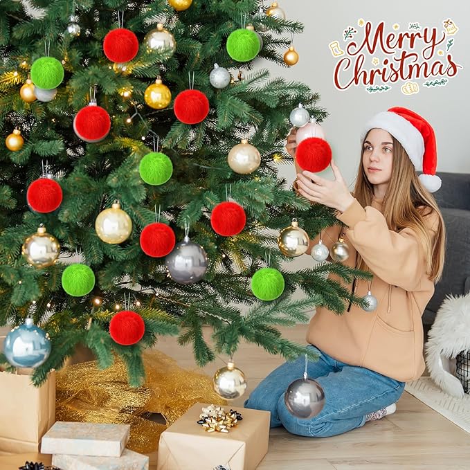 12Pcs Furry Christmas Ball Ornament for Xmas Tree Red Green Soft Faux Fur Pom Pom Ball Ornaments Green Christmas Tree Hanging Decorations for Winter Party Home Decor Costume Supplies