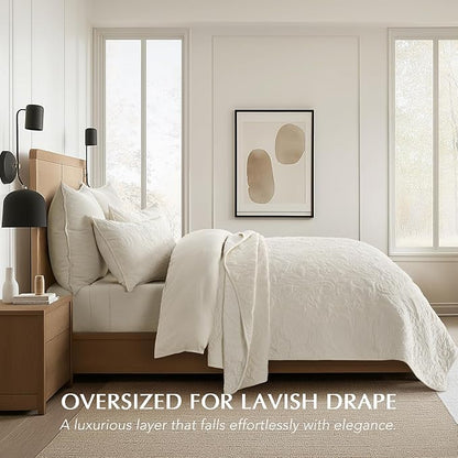 EVERGRACE Luxury Pearl Velvet Quilt Set Queen Size 3 Pieces, Soft Paisley-Stitch Velvet Comforter Set with Pillow Shams, Lightweight Bedspread Coverlet Bedding Set, Ivory White