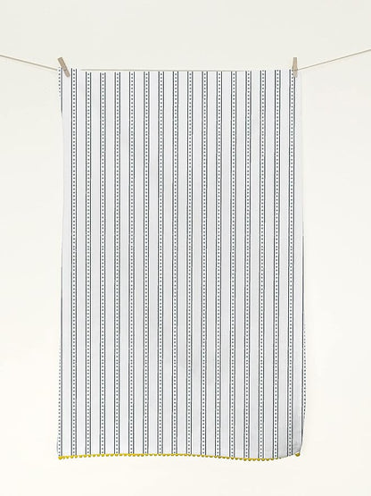 TARAN LIVING Printed Kitchen Dish Bar Tea Towels Cotton with Trims Hand Towel Gift for Mothers Day Cotton Dish Towel Sets Gift for Mom - White & Blue, Set of 4-18x28 inches