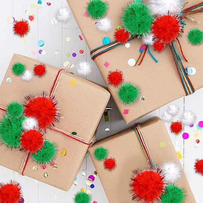 Greentime Christmas Pom Pom 1140 Pcs Glitter Fluffy Balls Pompoms Red Green White for DIY Crafts Home Party Xmas Decorations Supplies (4 Sizes)