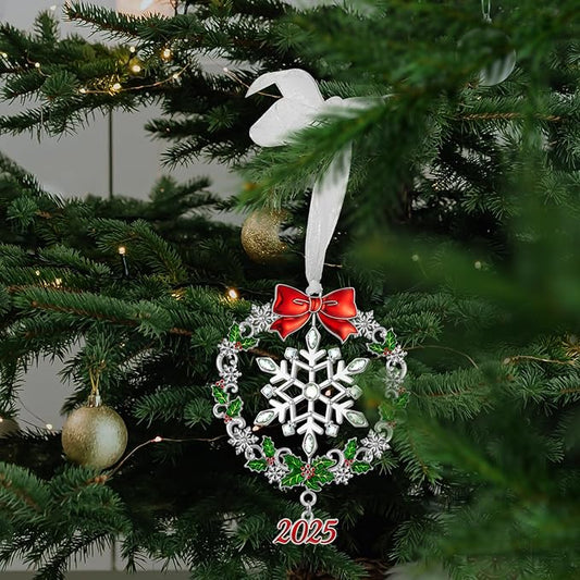 Christmas Tree - 2025 Rotation Snowflake Hanging Ornaments Pendant of Car Charm Holiday Keepsake Gift Home Decor (Snowflake Silver)