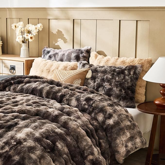 Lotus Karen Faux Fur Queen Comforter Set – Tie-Dye Dark Gray Fluffy Comforter Queen Size, Big Bubble Faux Rabbit Fur Bedding Comforter Sets, Cozy Fuzzy Bed Set 3 Pieces, 1 Comforter and 2 Pillowcases