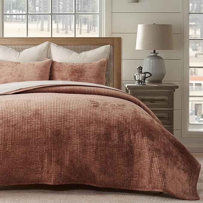 EVERGRACE Velvet Quilt Set King Size, Luxurious Soft Quilted Bedding Sets, Lightweight Velvet Comforter for All Season, Striped Channel Bedspread Coverlet with 2 Shams, Terracotta Clay