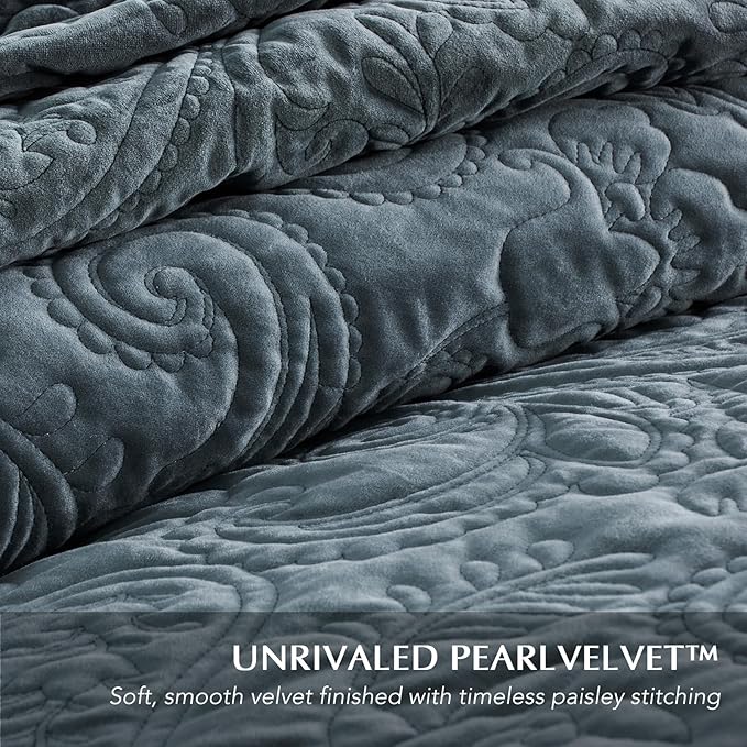 EVERGRACE Luxury Pearl Velvet Quilt Set King Size 3 Pieces, Soft Paisley-Stitch Velvet Comforter Set with Pillow Shams, Lightweight Bedspread Coverlet Bedding Set, Stormy Blue