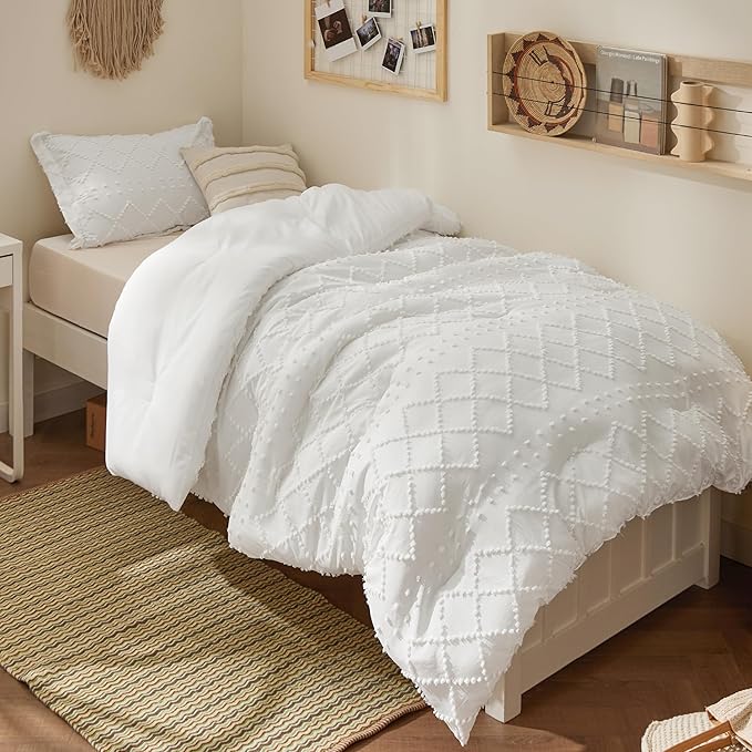 Bedsure Twin XL Comforter Set - White Comforter, Boho Tufted Shabby Chic Bedding for Kids, 2 Pieces Vintage Farmhouse Bed Set for All Seasons, Fluffy Soft Bedding with 1 Pillow Sham