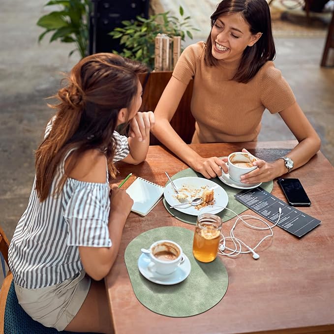 ADRIMER Placemats, Heat Resistant Oval Placemats Set of 12 Washable 12 x 17 Inch, Waterproof Table Mats, Wipeable Pu Place Mats for Kitchen, Dining Room, Green