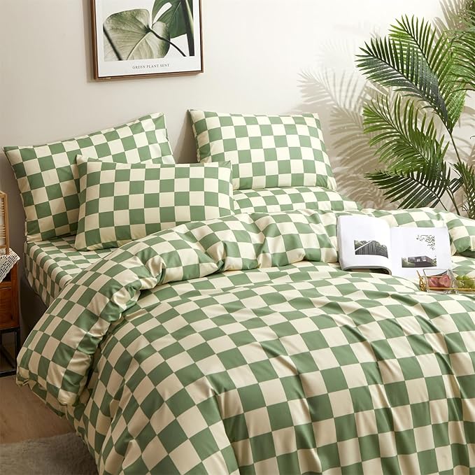 CLOTHKNOW Green White Plaid Queen Size Comforter Sets Grid Bedding Comforter Sets Checkerboard Comforter Checker Queen Comforter with 2 x Pillowcases