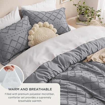 Bedsure Queen Comforter Set - Grey Comforter, Boho Tufted Shabby Chic Bedding for Kids, 3 Pieces Vintage Farmhouse Bed Set for All Seasons, Fluffy Soft Bedding with 2 Pillow Shams