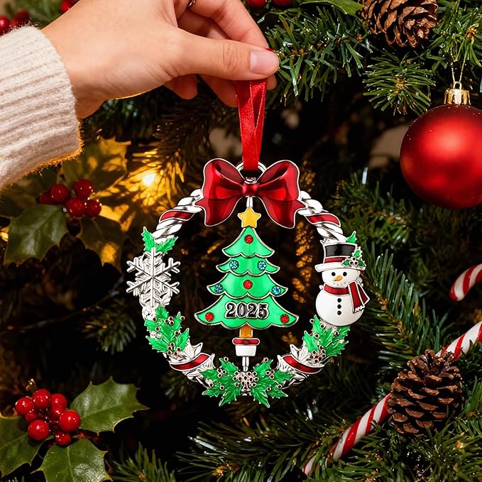 Christmas Ornament 2025 for Christmas Tree Hanging Decorations, Xmas Wreath Ornament with Rotatable Christmas Tree, Dated 2025 Metal Xmas Ornament for Holiday Decorative Keepsake Gift