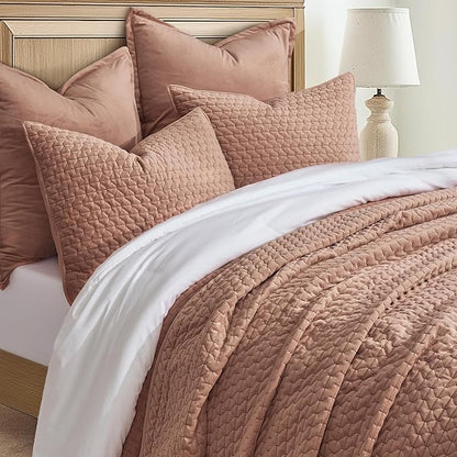 EVERGRACE Luxury Velvet Quilt Set Queen Size 3 Piece, Soft Cross-Stitch Velvet Comforter Set with Pillow Shams, Lightweight Coverlet Bedspread Bedding Set for All Seasons, Terracotta Clay