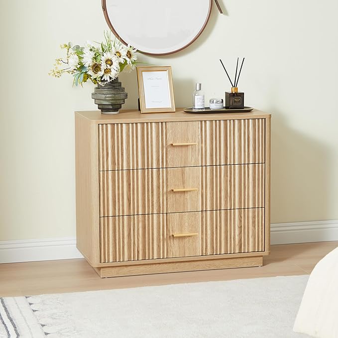 Fluted Dresser for Bedroom with 3 Drawers, 31.5" Wide Modern Chest of Drawers with Metal Handle, Large Storage Dresser, Wood Closet Clothes Storage Organizer for Nursery Living Room, Hallway,Natural